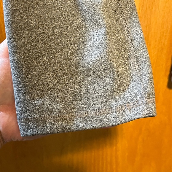 All in Motion Gray Capris - Picture 5 of 10